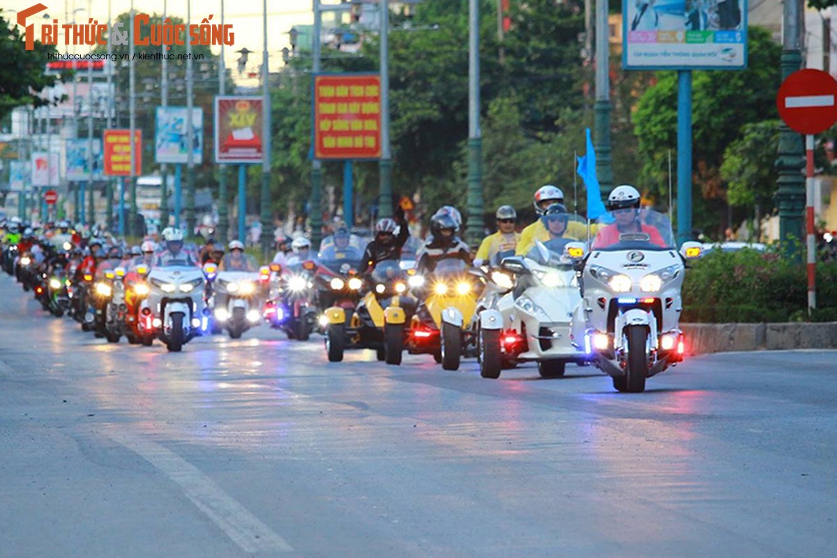 Hang tram xe moto khung do ve “chao lua” Quang Tri-Hinh-4